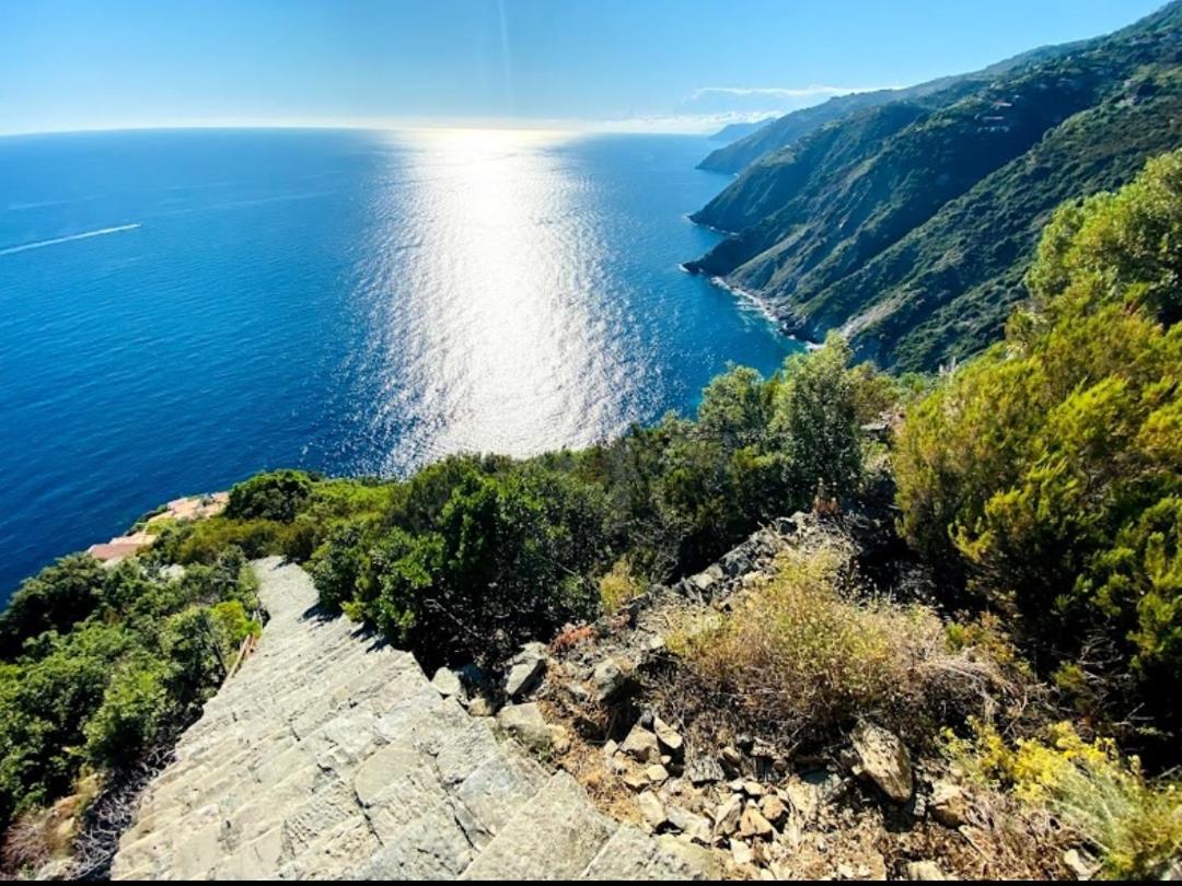 Ostello Ninin De Ma' Framura Exteriér fotografie
